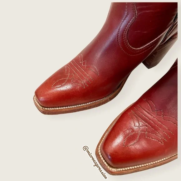 1990’s Frye Vintage Leather Pull On Cognac Red Low Heel Embroidered Cowboy Boot - Picture 9 of 13